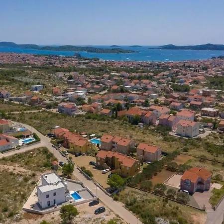 Ferienhaus Fur 6 Personen Ca 100 Qm In Vodice, Dalmatien Norddalmatien - B59918 Holiday home