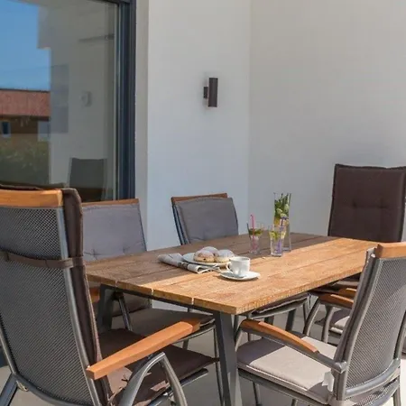 Ferienhaus Fur 6 Personen Ca 100 Qm In Vodice, Dalmatien Norddalmatien - B59918